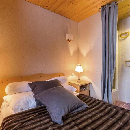 Rustique Chaleureux Avec Cheminée à - Fr-1-694-219 Chalet *