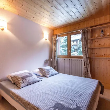 Chalet Rustique Chaleureux Avec Cheminée à - Fr-1-694-219