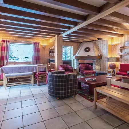 Rustique Chaleureux Avec Cheminée à - Fr-1-694-219 *